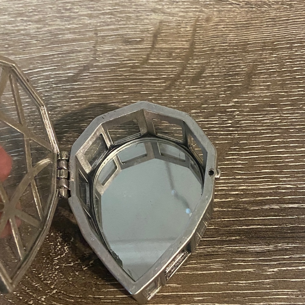 Lucky Brand NWT Silver Trinket Jewelry Gemstone Box with Mirror - Picture 4 of 5